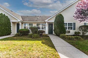 Riverhead NY Senior Apartments